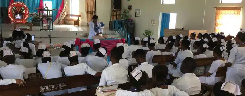 school of midwifery programme overview logo 2